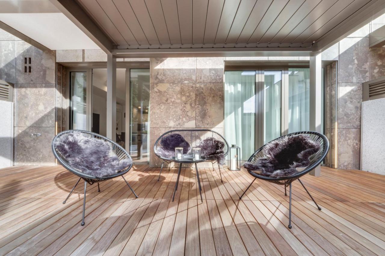 Central Apartment With Private Garage Laibach Exterior foto